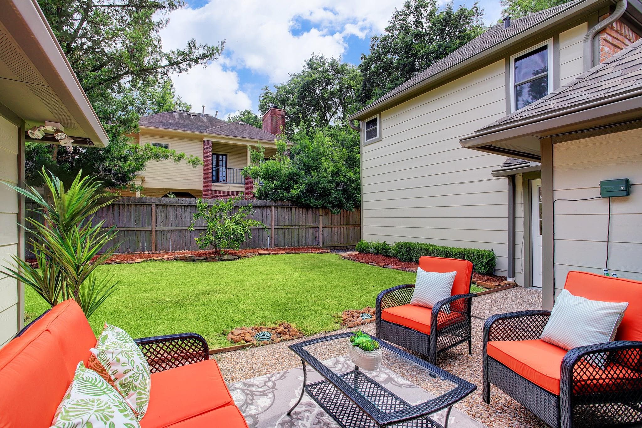 Hilshire Green Backyard - After