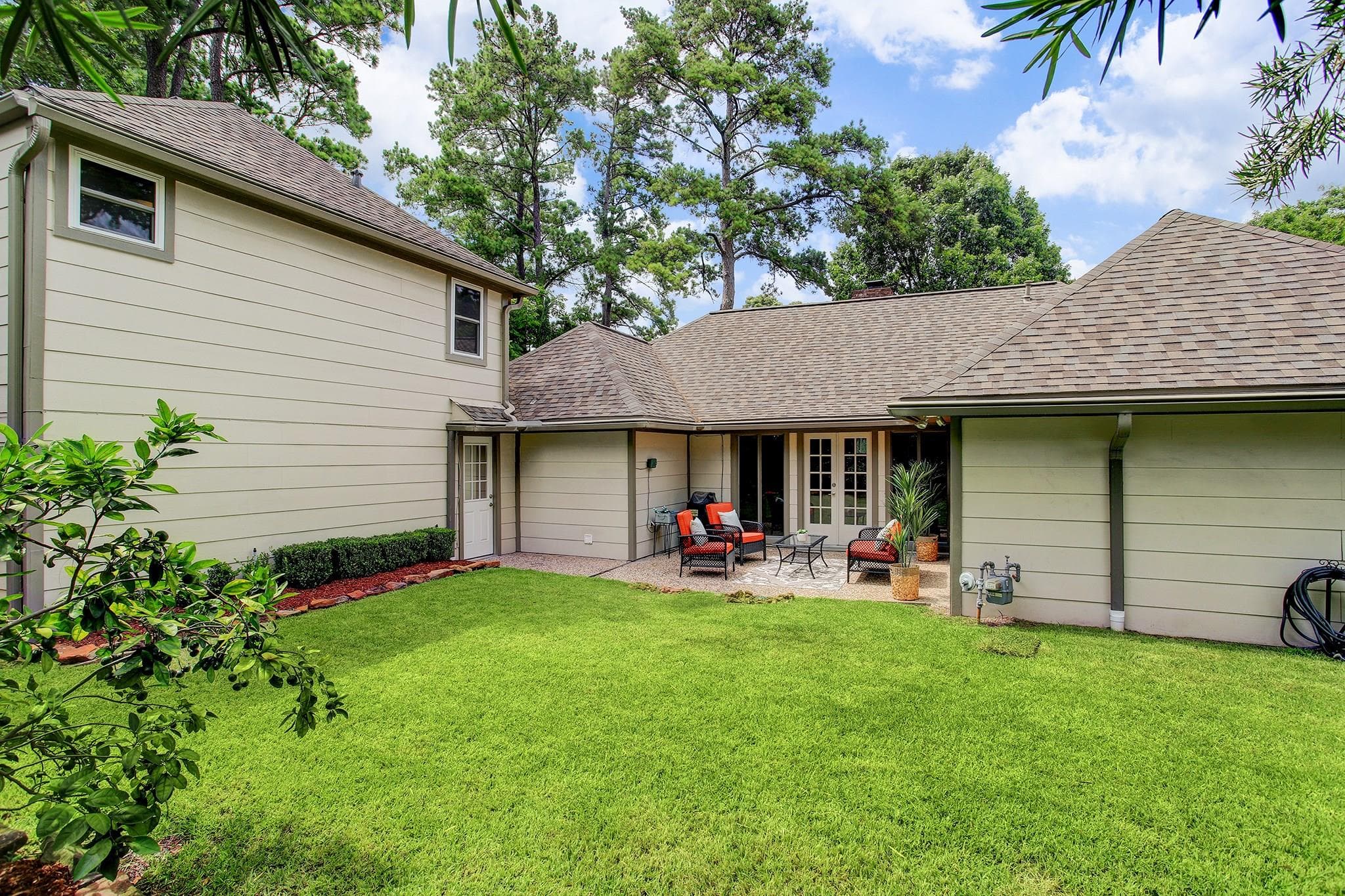 Hilshire Green Backyard - After