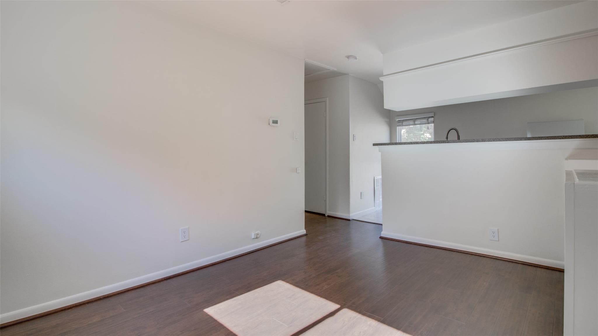 Hilshire Green Garage Apartment - Before